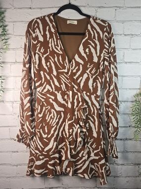 C'ISA ZEBRA FAUX WRAP MINI DRESS RUFFLES LONG SLEEVE V NECK SMOCKED CUFF M NWT